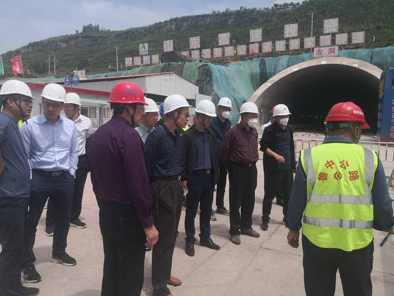山東高速集團(tuán)對臨臨項目進(jìn)行隧道工程專項檢查