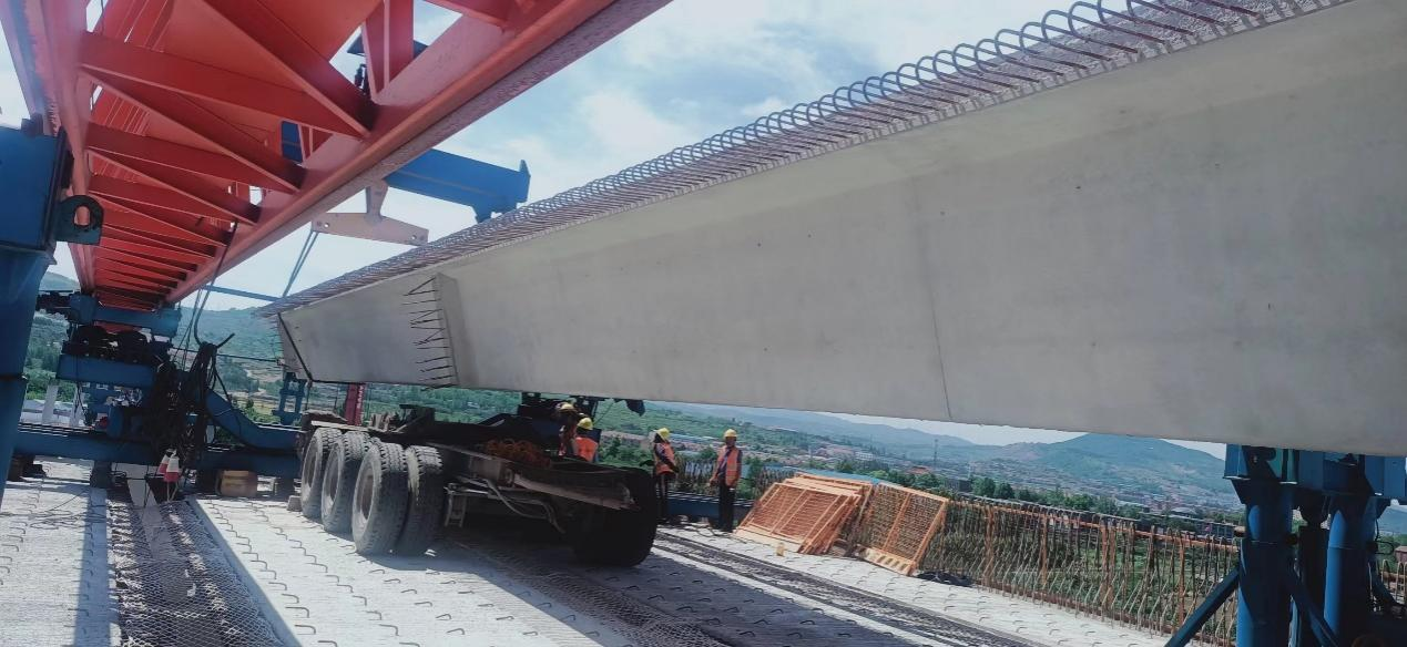 樹標(biāo)桿，創(chuàng)形象——第五區(qū)域項目部全力以赴寫新篇