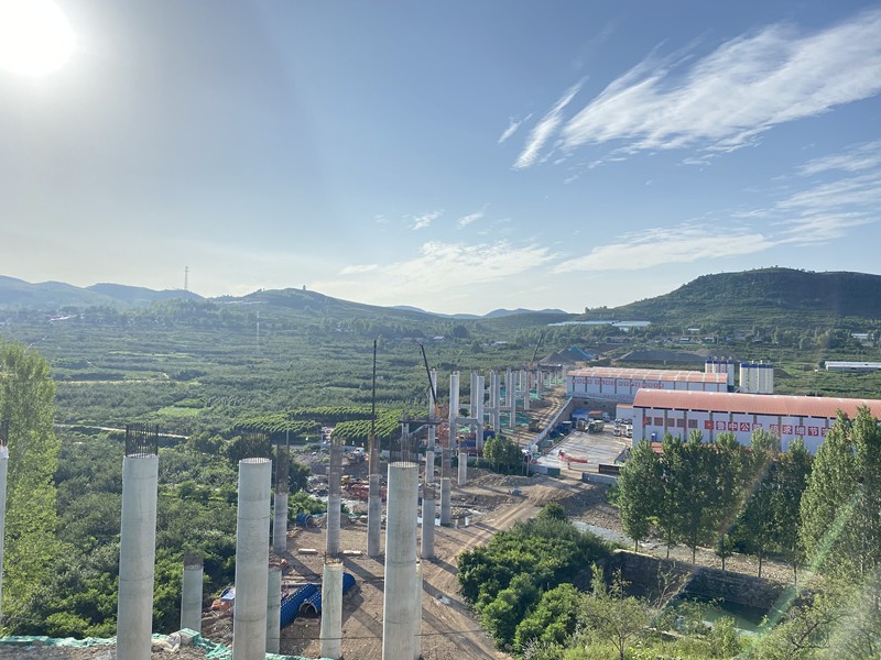 臨臨高速六標(biāo)西里互通立交A匝道橋有序施工