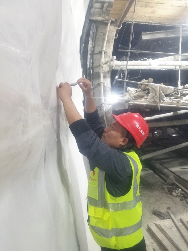 尋找最美公路人：樸實無華、沖勁十足的代衛(wèi)