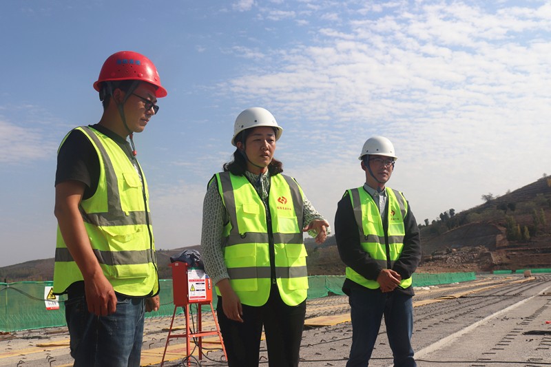 只爭(zhēng)朝夕，加壓奮進(jìn)——臨臨高速六標(biāo)奮力沖刺2022年四季度?