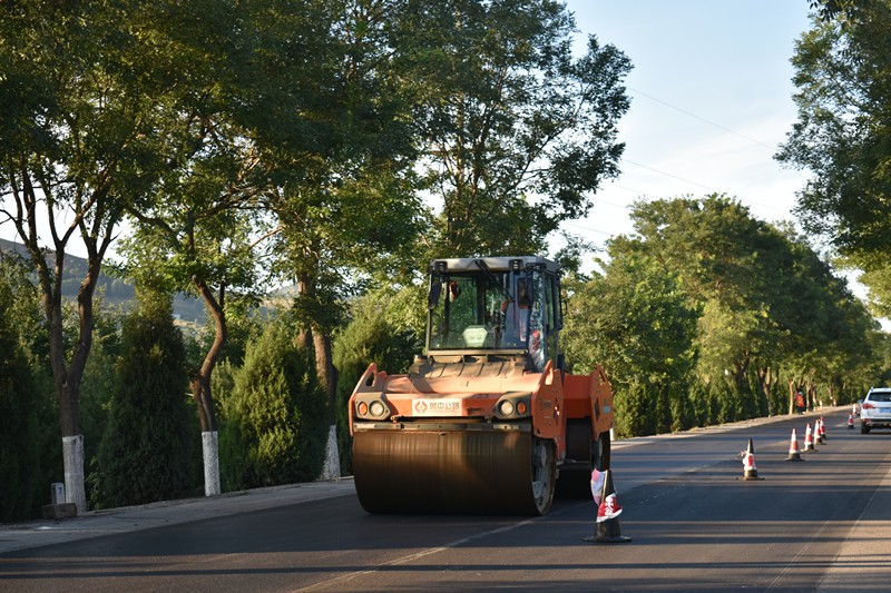 瀝青碾壓 (1)5rKl6Z_副本