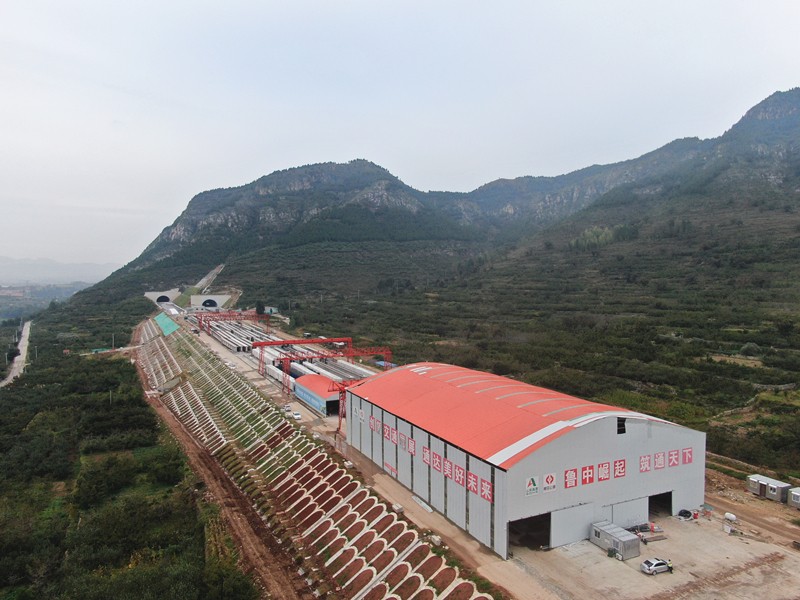 臨臨高速六標(biāo)北安樂預(yù)制場(chǎng)30米箱梁、40米T梁預(yù)制任務(wù)圓滿完成