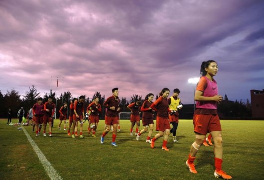 鏗鏘玫瑰——中國女足