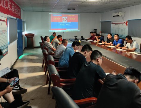 【抓作風(fēng) 創(chuàng)效益】郯城Ｇ205項(xiàng)目組織進(jìn)行新版《安全生產(chǎn)法》學(xué)習(xí)活動(dòng)