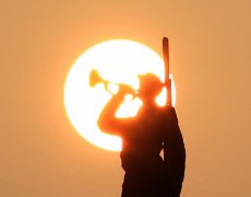 長征精神激勵(lì)我前行