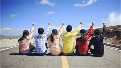 少年回頭望，笑我還不快跟上