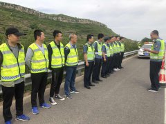 養(yǎng)護工程分公司青蘭高速小修保養(yǎng)項目部組織防汛應急演練