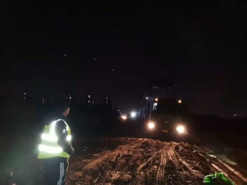 嚴(yán)寒中的堅守——考工路工程建設(shè)實時播報