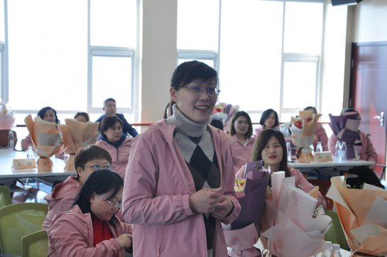 暖暖新春意，幸福三八節(jié)