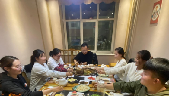 我愛這熱氣騰騰的人間——記臨臨六標(biāo)女生節(jié)聚餐