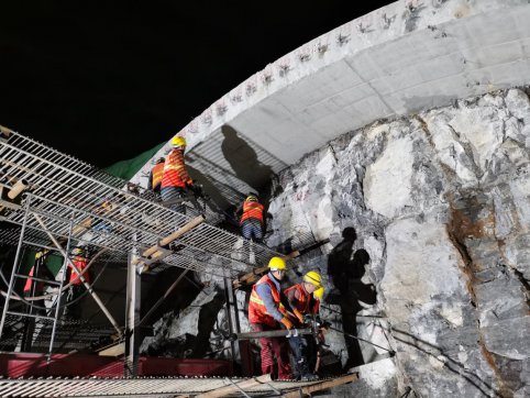 【臨臨風(fēng)采】韓王崮隧道正式進(jìn)洞施工