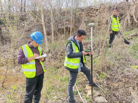 第四區(qū)域項(xiàng)目部魯山南互通立交項(xiàng)目動(dòng)態(tài)